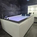Apartman Historic Center - Unusual - Design