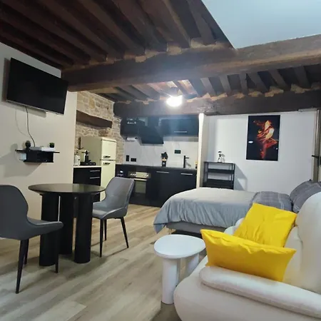 Historic Center - Unusual - Design *